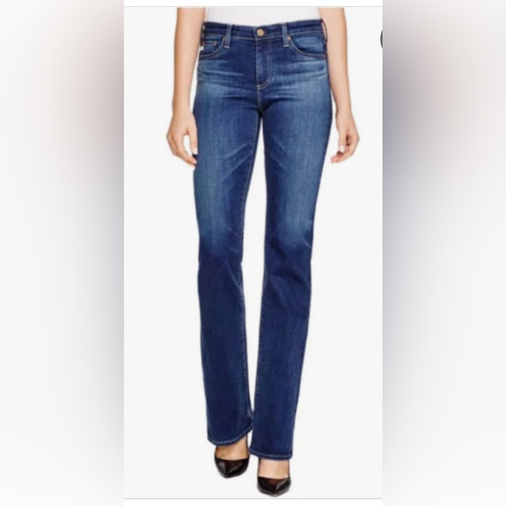 AG Jeans - the Angel, bootcut jeans. Size 28.